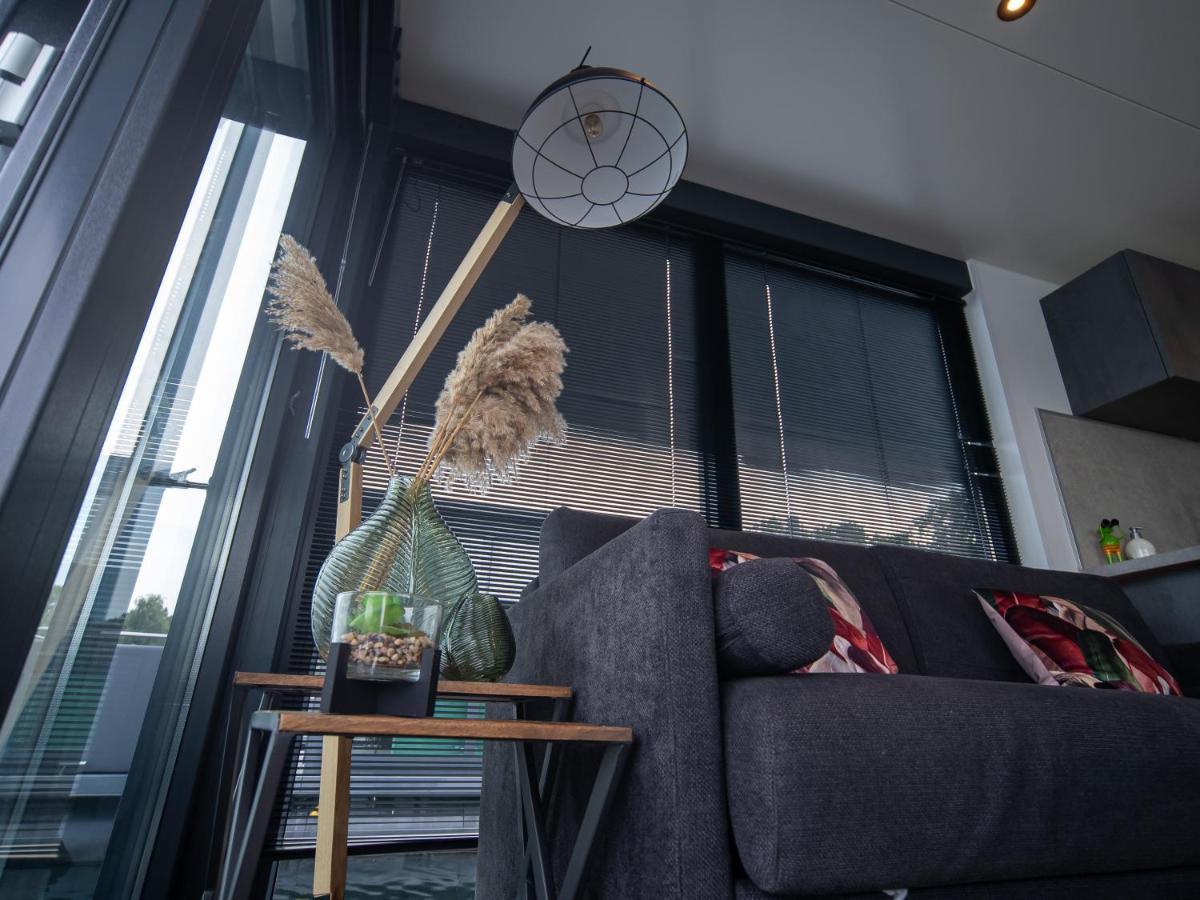 Houseboat Met Dakterras Mookerplas Middelaar ภายนอก รูปภาพ